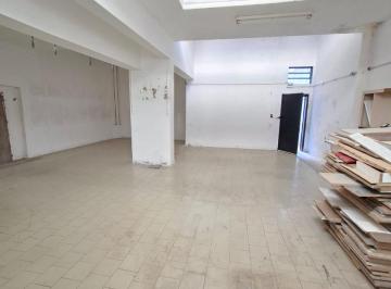 Depósito · 80m² · Depósito en Venta en Av Regimiento de Patricios Al 700 Barracas Caba