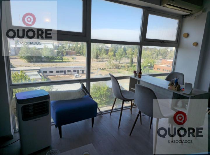 Oficina comercial · 73m² · 6 Ambientes · 2 Cocheras