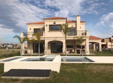 Casa · 335m² · 6 Ambientes · 2 Cocheras · Venta Casa en Barrio Cerrado Terravista en General Rodriguez