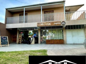Casa de 1 ambiente, San Rafael · Venta Casa con Locales Cochera Av Sarmiento San Rafael Mendoza