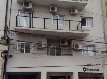 Departamento de 4 ambientes, Corrientes · Departamento 100 m². 3 Dorm. con Cochera Centro.