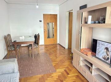 Departamento de 3 ambientes, Barrio Norte · Excelente 3 Amb a Frente Balcon Todo Luz y Sol. Oportunidad