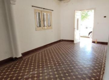 Casa · 282m² · 2 Dormitorios · Casa a Refaccionar - Excelente Oportunidad