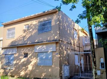 Casa · 35m² · 2 Ambientes · 1 Cochera · PH en Venta - Ituzaingo Norte - Puerto de Palos Al 1200