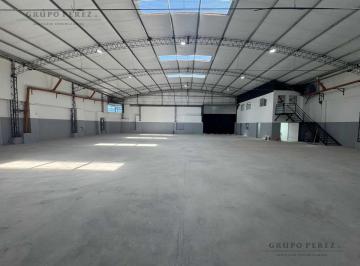 Depósito · 750m² · Galpón - Depósito 750 m². en Barracas - Alquiler