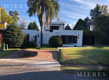 Casa · 176m² · 7 Ambientes · 2 Cocheras · Casa en Venta en Los Lagartos Cc