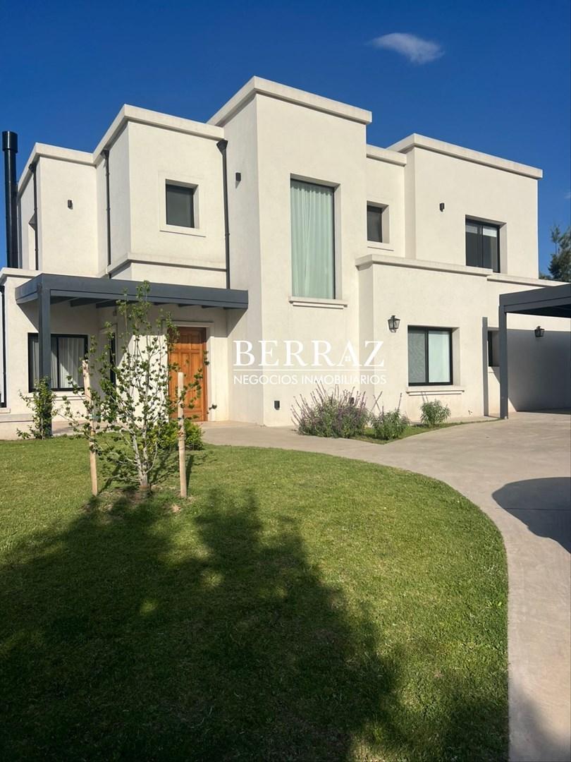 Casa 6 Ambientes Alquiler Anual  1019 m2 La Calesa, Pilará, Pilar