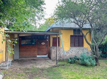 Casa de 2 ambientes, Unquillo · Casa en Alquiler Unquillo - Monoambiente