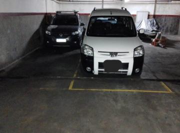 Garage · 22m² · Venta, Cochera Doble, Fija, Cubierta, Balvanera, Congreso