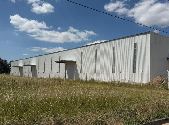 Depósito · 6000m² · 10 Cocheras
