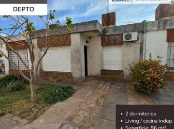 Departamento · 86m² · 3 Ambientes · 1 Cochera · Depto. de 2 Dorm. con Cochera en Lavalle 692