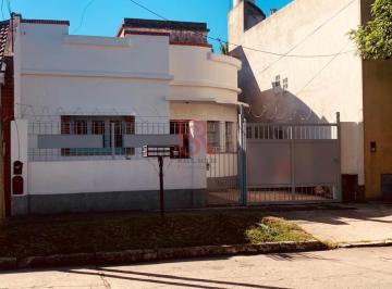 Casa · 100m² · 4 Ambientes · Az - Venta Casa - Nuevo Ingreso! Oportunidad!