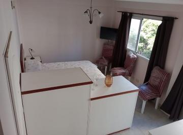 Departamento de 1 ambiente, Lomas de Zamora · Totalmente Amoblado