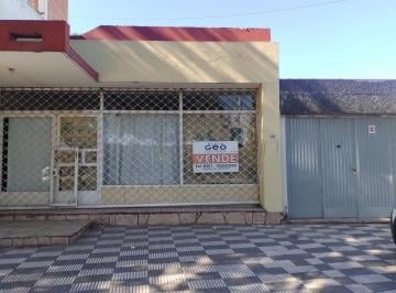Casa · 224m² · 5 Ambientes · 1 Cochera · Oportunidad! Grupo Geo Vende Casa + Local + Departamento, Excelente Ubicacion en Alta Gracia