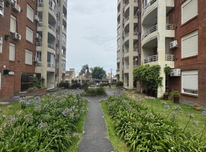 Departamento · 60m² · 3 Ambientes · 1 Cochera