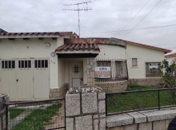Casa · 447m² · 4 Ambientes · Grupo Geo Vende Casa en Bo Sur, Alta Gracia
