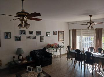 Departamento · 98m² · 4 Ambientes · !vendo Hermoso Departamento 3 Dor. en Alberdi
