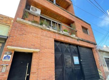 Casa de 4 ambientes, Lomas de Zamora · Galpon con Vivienda en Planta Alta