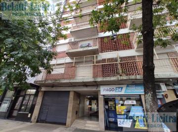 Departamento · 48m² · 3 Ambientes · Departamento de 3 Ambientes Al Frente con Baulera