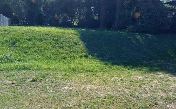 Terreno · 605m²