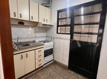 PH · 100m² · 3 Ambientes · PH Tres Ambientes con Dos Patios y Terraza