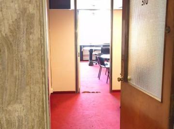 Oficina comercial · 33m² · 1 Ambiente · Venta Oficina en Tribunales! 33 m²