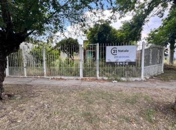 Casa · 30m² · 66 y 163 - Casa a Refaccionar. Los Hornos