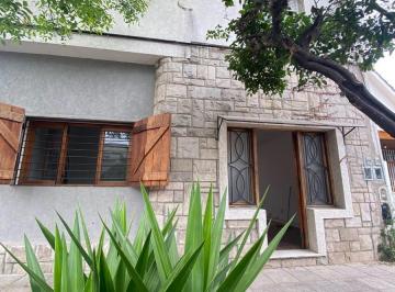 PH · 44m² · 2 Ambientes · PH en Barrio Vicente López