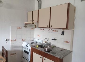 Departamento en Alquiler de 2 ambientes Quilmes Oeste · Departamento en Alquiler Peron 2483 Quilmes Oeste