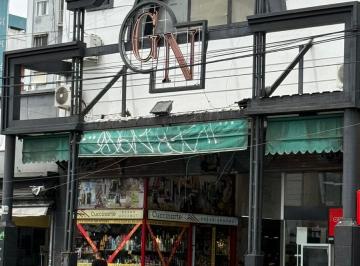 Local comercial · 64m² · 1 Ambiente · Venta Dos Locales en Galería Naonis en Ramos Mejía