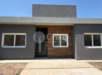 Casa · 146m² · 5 Ambientes · 1 Cochera · Casa en Venta a Estrenar en San Pablo, Pilar