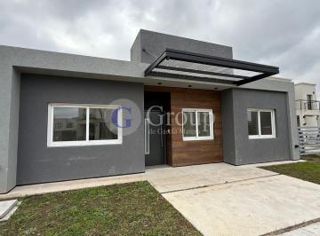 Casa · 146m² · 5 Ambientes · 1 Cochera · Casa en Venta a Estrenar en San Pablo, Pilar