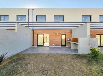 Casa · 94m² · 4 Ambientes · 1 Cochera · Casa - Dúplex a Estrenar en Fisherton - Tierra Nueva