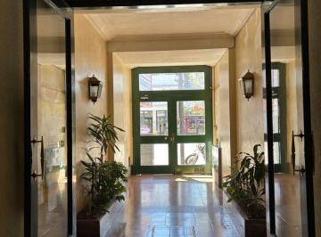 Departamento de 3 ambientes, Vicente López · Departamento de 3 Ambientes Sobre Av Maipu, Vicente Lopez.