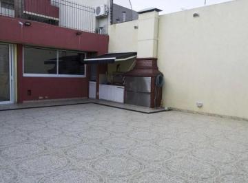 Casa · 450m² · 7 Ambientes · 2 Cocheras · Chalet en Venta - 5 Dorm. 6 Baños - 550 m² - Ramos Mejía