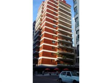 Departamento · 108m² · 4 Ambientes · Semipiso 4 Ambientes con Depcias en La Mejor Esquina