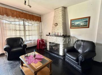 Casa · 180m² · 4 Ambientes · 2 Cocheras · Casa en Venta 4 Ambientes, San Antonio de Padua | Pueyrredon 1541