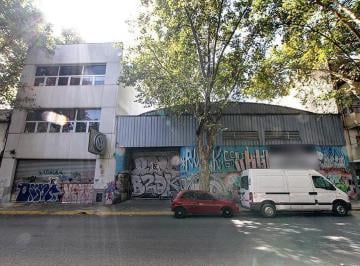 Terreno · 1834m² · Terreno con un Importante Frente Ubicado en El Barrio de Almagro Soibre La Calle Bartolome Mitre
