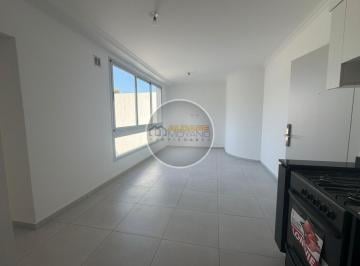 Departamento · 37m² · 2 Ambientes · Alquiler Dos Ambientes, Contrafrente, (Aquino 5581, Villa Lugano!)