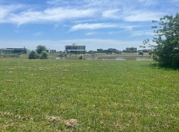 Terreno · 764m² · Lote a La Laguna Muy Bien Ubicado en Santa Clara Al Sur. Canning - San Vicente.