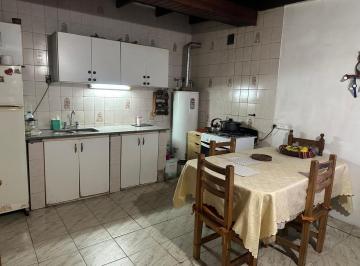 Casa · 150m² · 4 Ambientes · Casa en Venta - 2 Dorm. 1 Baño - La Plata