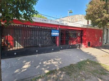 Casa de 4 ambientes, Córdoba · Excelente Ubicacion Para Inversor