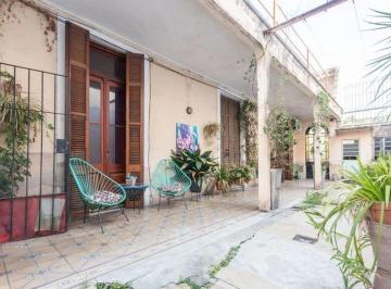 Casa de 4 ambientes, Lanús · Hermosa Casa de Corte Antiguo