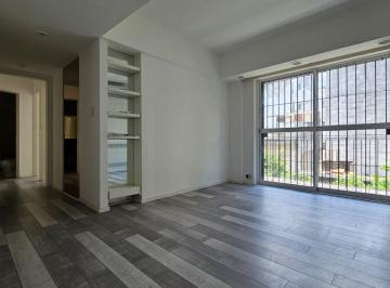 Departamento de 3 ambientes, Recoleta · Departamento Muy Luminoso en Excelente Zona
