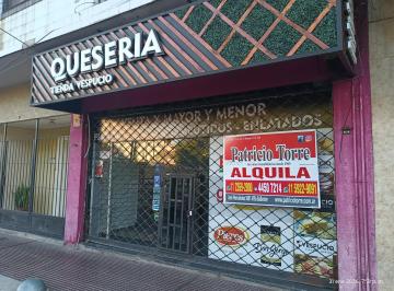 Local comercial · 68m² · 1 Ambiente · Amplio Local Comercial Frente a Estación Villa Ballester