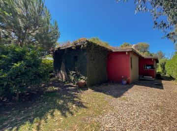 Casa · 93m² · 3 Ambientes · 2 Cocheras · Casa 3 Ambientes Apto Crédito Zona Acantilados