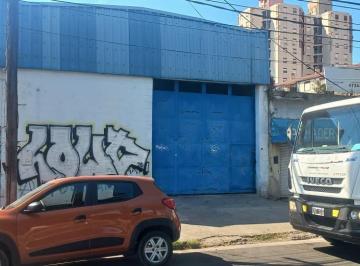 Bodega-Galpón · 281m² · Oportunidad: Galpón/local 216 m² en San Martín - Ubicación Estratégica Av Perón.