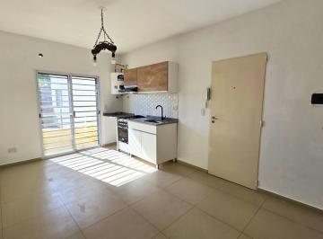 Departamento · 31m² · 2 Ambientes · Departamento en Alquiler Castelar Norte