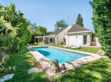 Casa · 183m² · 4 Ambientes · 2 Cocheras · Casa en Venta en Barrio Privado El Aromo - Loma Verde - Escobar - Apto Credito