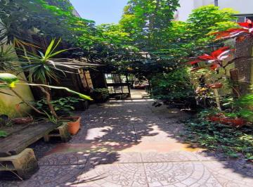 caballito-venta-ph-5-o-mas-ambientes · Depto. Tipo Casa de 8 Ambientes en Venta en Caballito